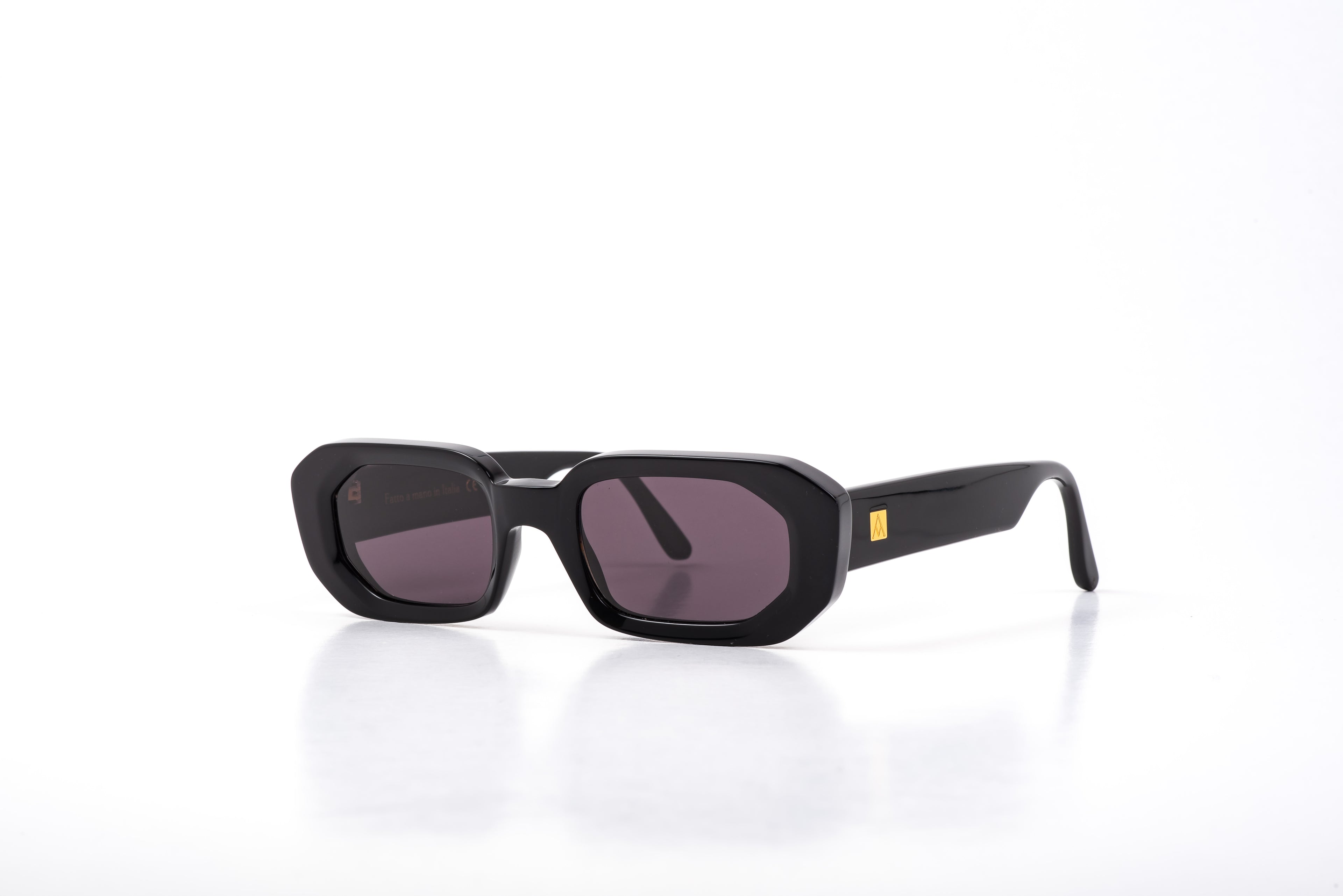 Milano Black