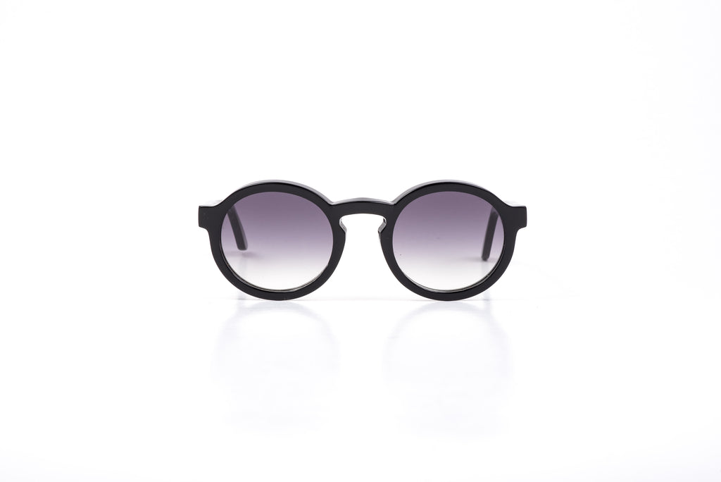 Roma Black